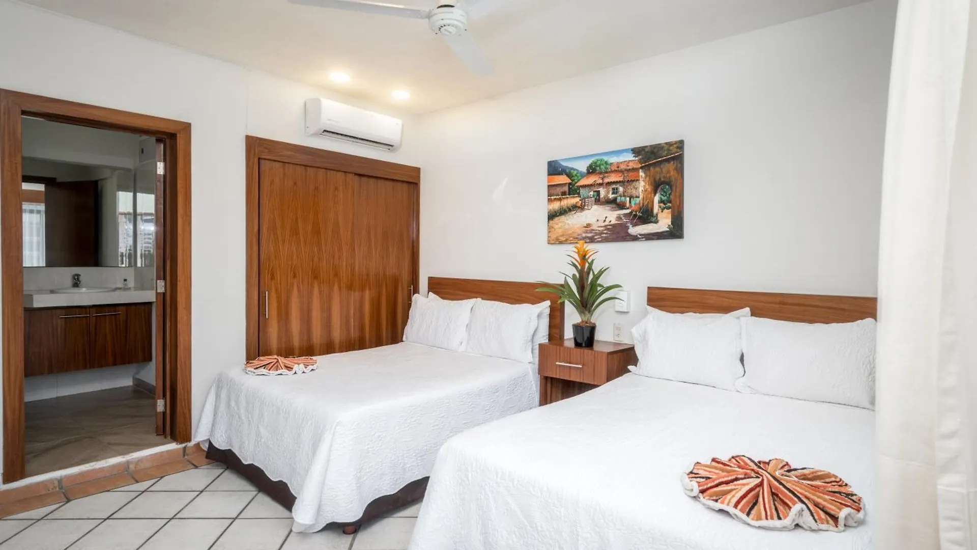 Hotel Eloisa Puerto Vallarta