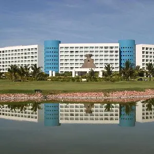 Отель The Grand Mayan Nuevo Vallarta, Пуэрто-Вальярта