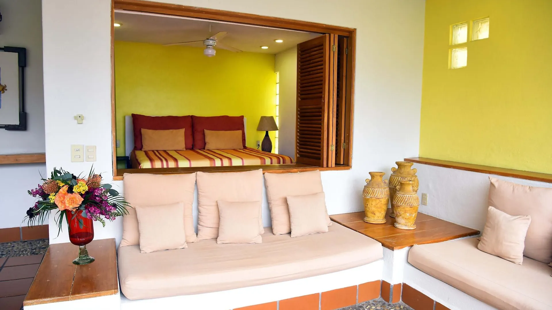 Hotel Eloisa Puerto Vallarta