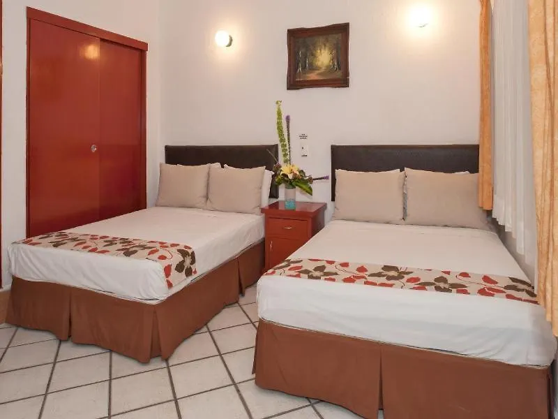 Hotel Eloisa Puerto Vallarta